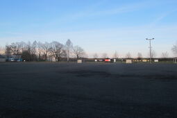 Grundschule Bernsdorf (Kopie) (Kopie) (Kopie) Boisko sportowe Straßgräbchen