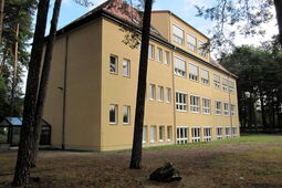 Oberschule Bernsdorf Zdjęcie szkoły średniej Bernsdorf