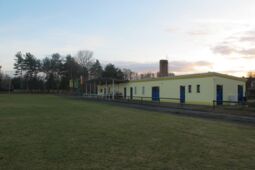 Bild vom Sportplatz der Grundschule Bernsdorf